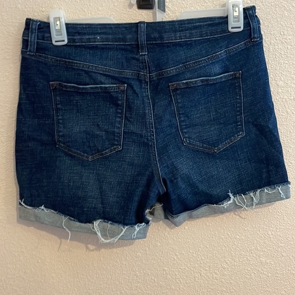 NWOT WOMENS SONOMA SHORTS SIZE 12 - Picture 5 of 7